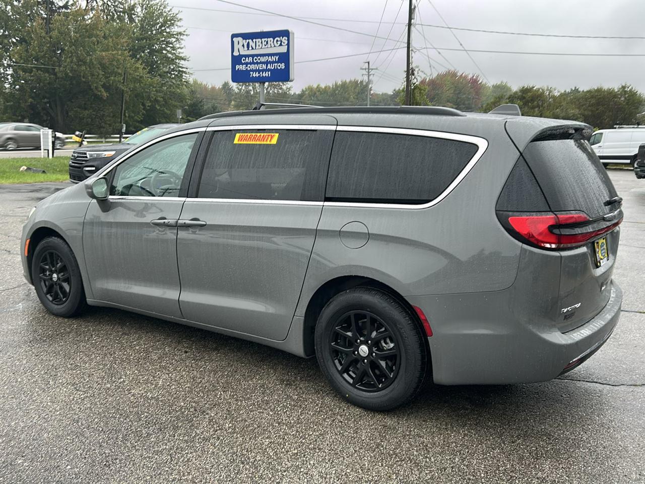 Chrysler Pacifica Touring L FWD 2022