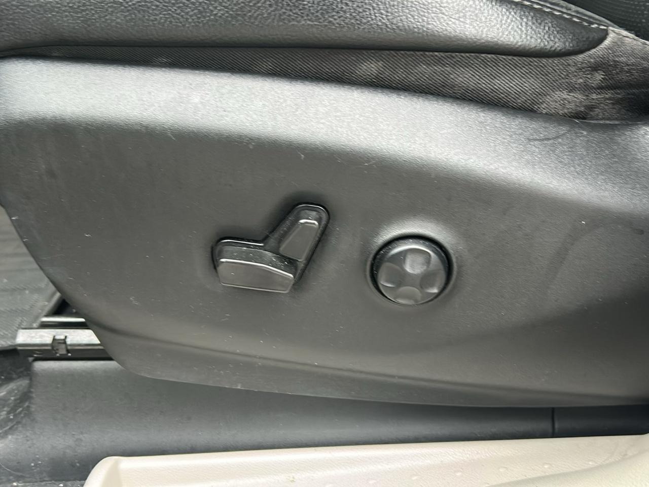 Chrysler Pacifica Touring L FWD 2022
