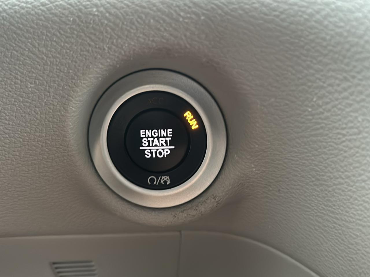 Chrysler Pacifica Touring L FWD 2022