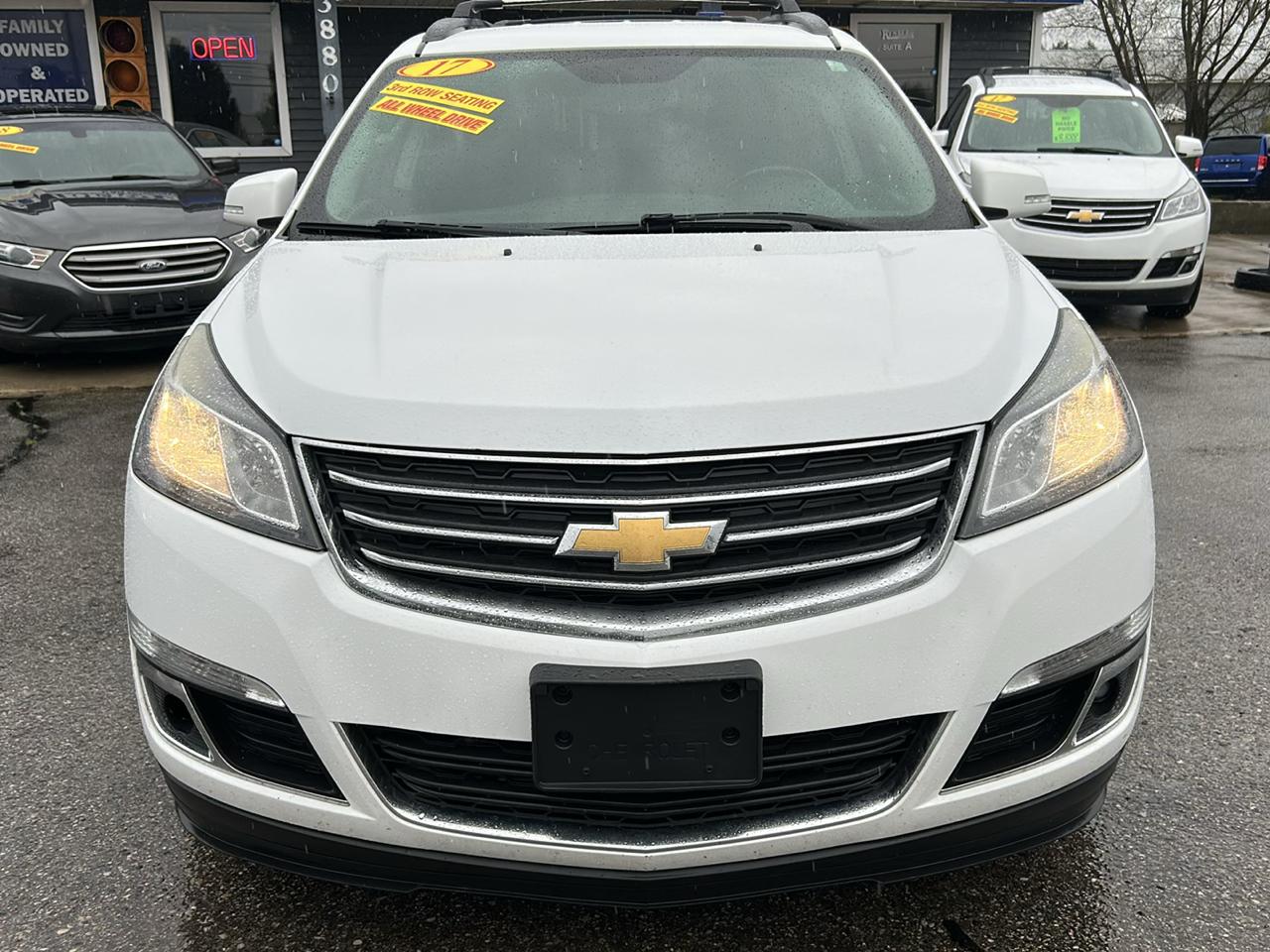 Chevrolet Traverse AWD 4dr LT w/1LT 2017