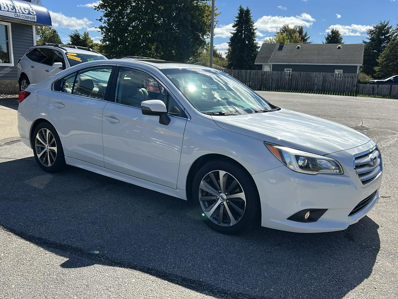 Subaru Legacy 4dr Sdn 3.6R Limited 2016