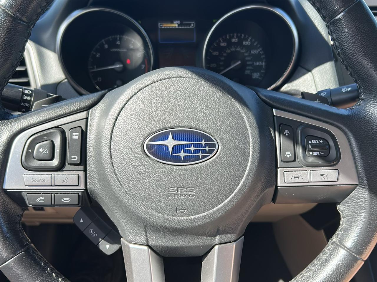 Subaru Legacy 4dr Sdn 3.6R Limited 2016