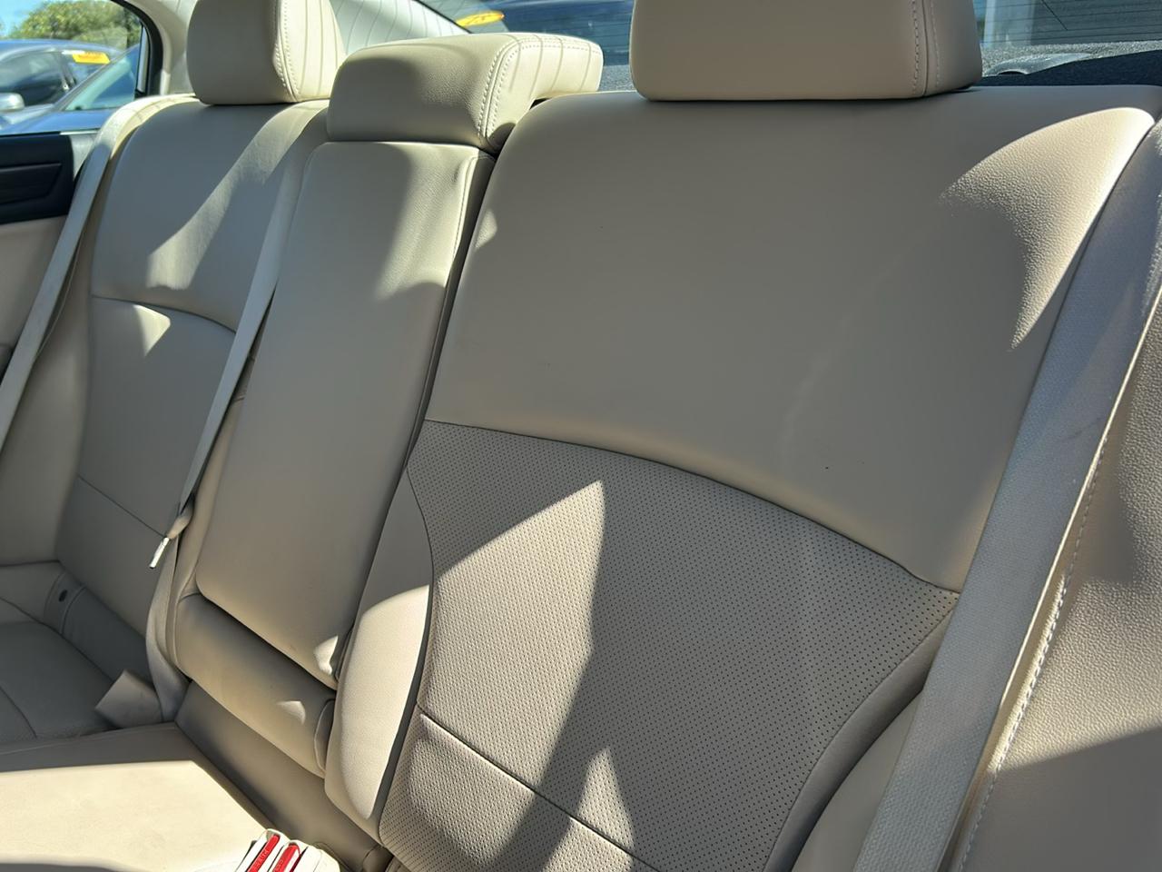 Subaru Legacy 4dr Sdn 3.6R Limited 2016