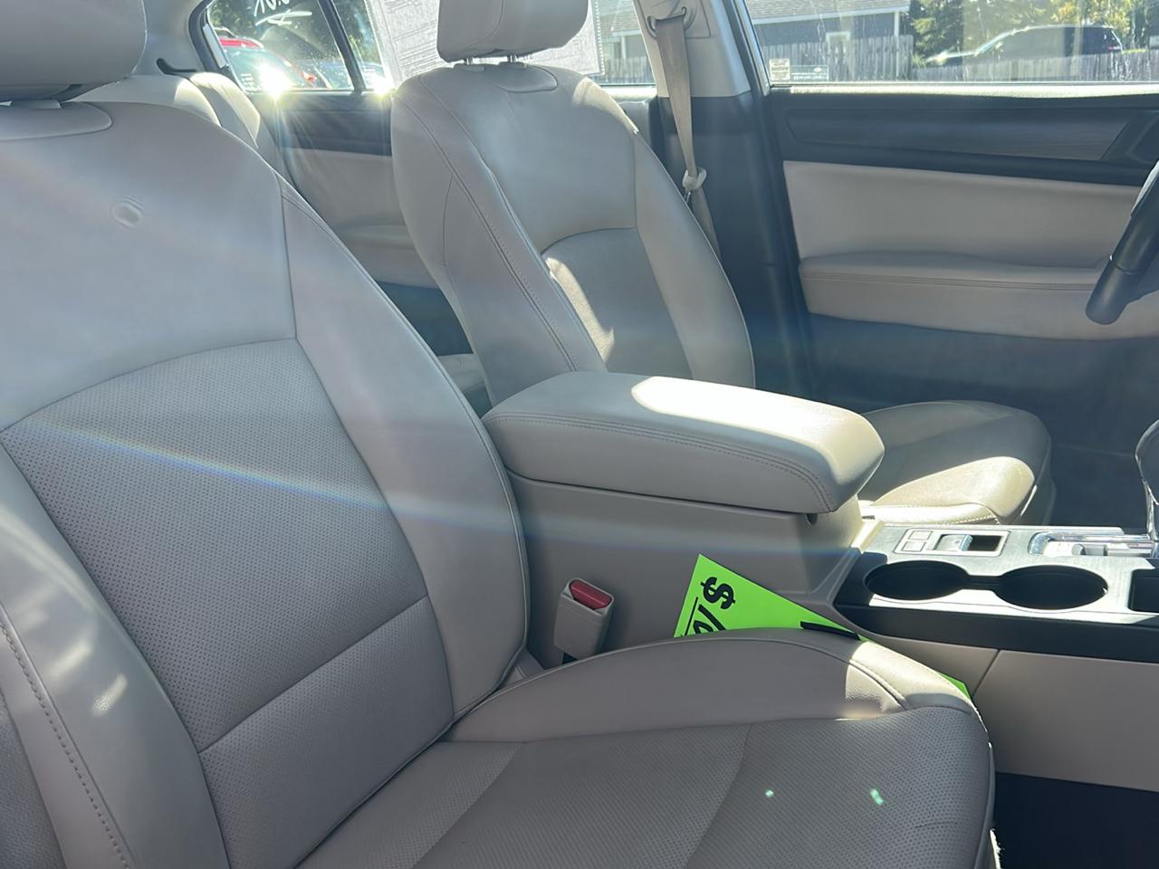 Subaru Legacy 4dr Sdn 3.6R Limited 2016