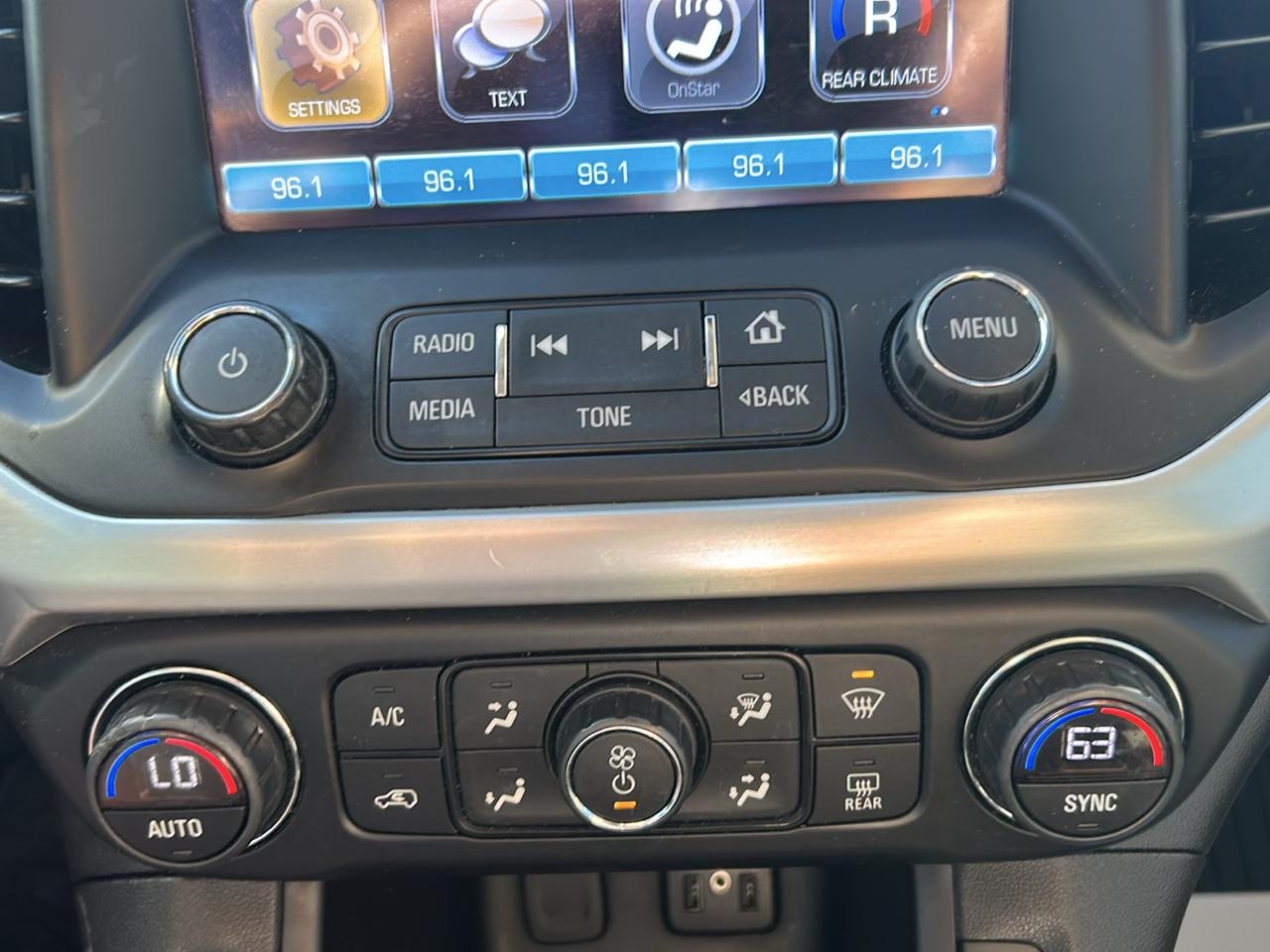 GMC Acadia AWD 4dr SLT w/SLT-1 2018
