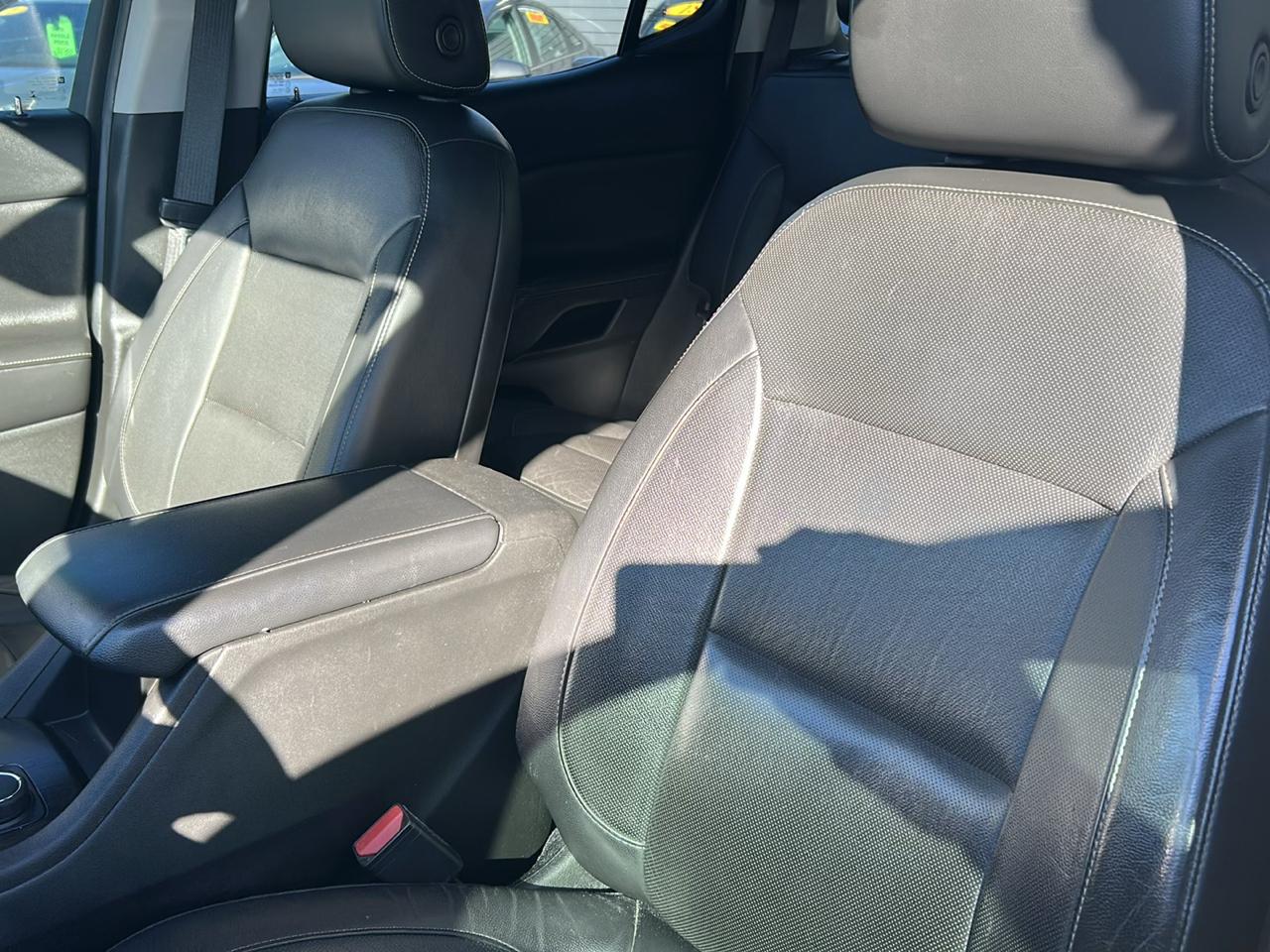 GMC Acadia AWD 4dr SLT w/SLT-1 2018