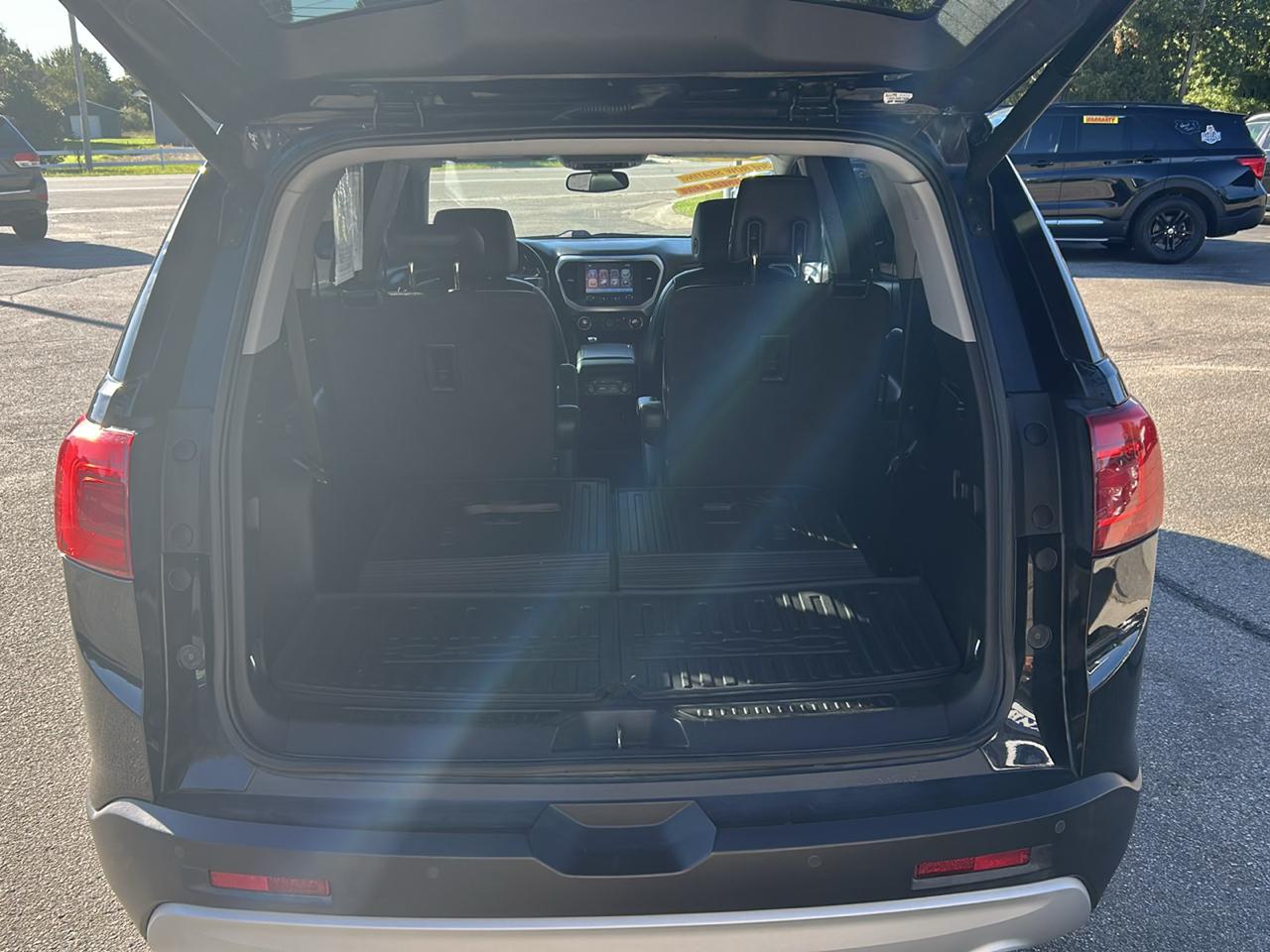 GMC Acadia AWD 4dr SLT w/SLT-1 2018