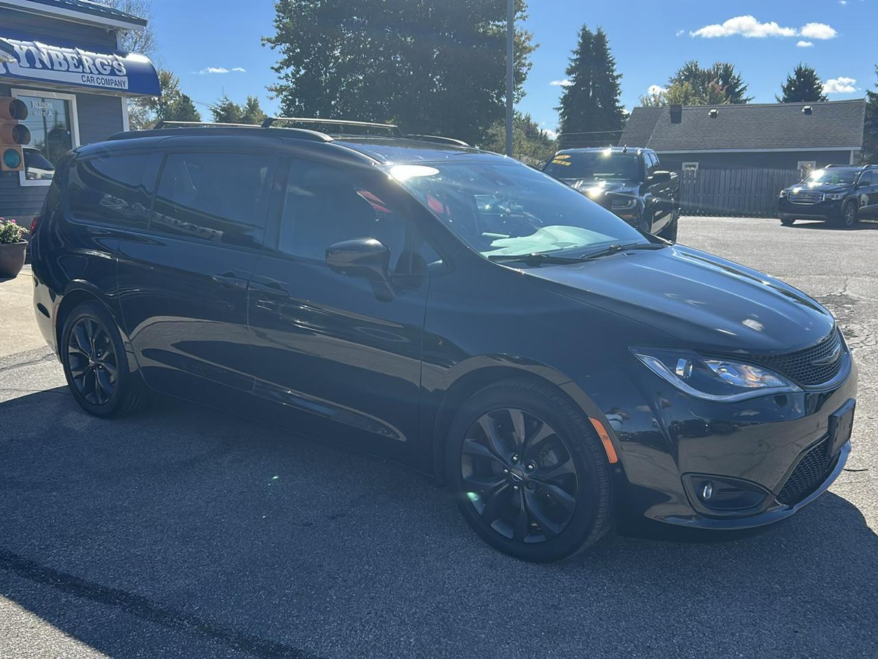 Chrysler Pacifica  2019