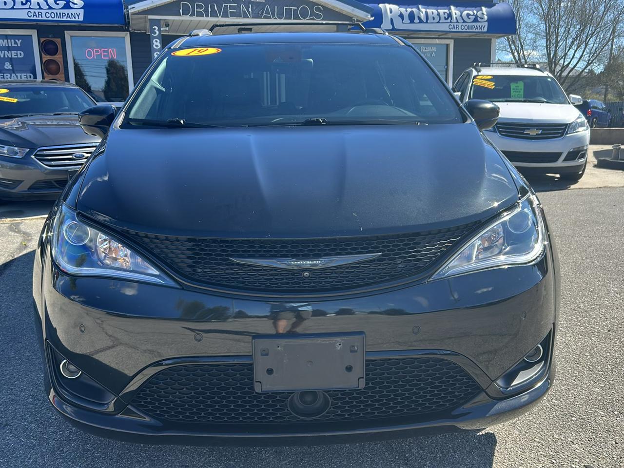 Chrysler Pacifica  2019