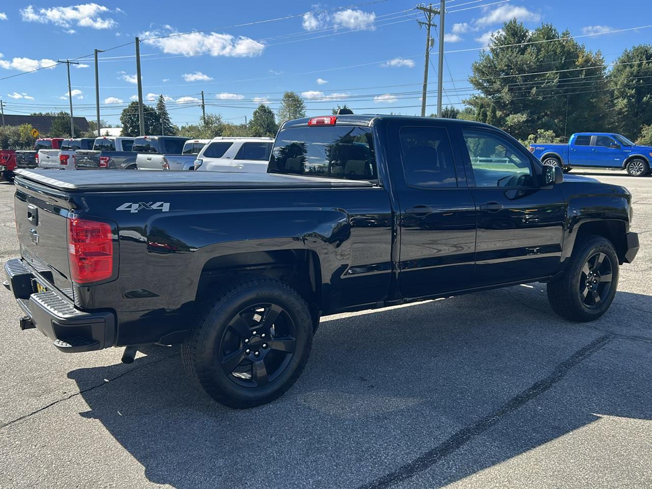 Chevrolet Silverado 1500 4WD Double Cab 143.5" Work Truck 2018