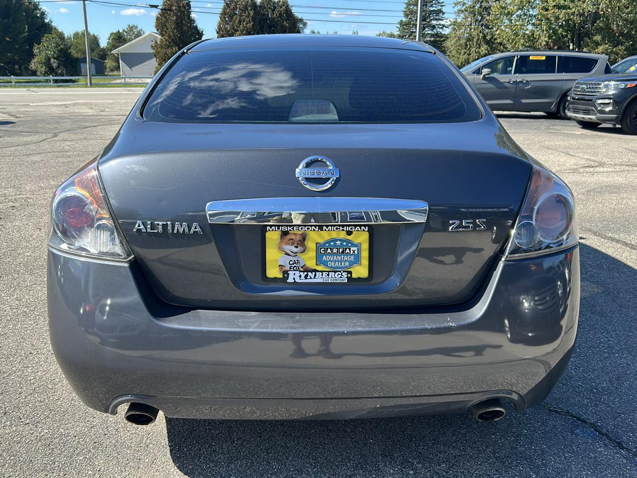 Nissan Altima 4dr Sdn I4 CVT 2.5 S 2010