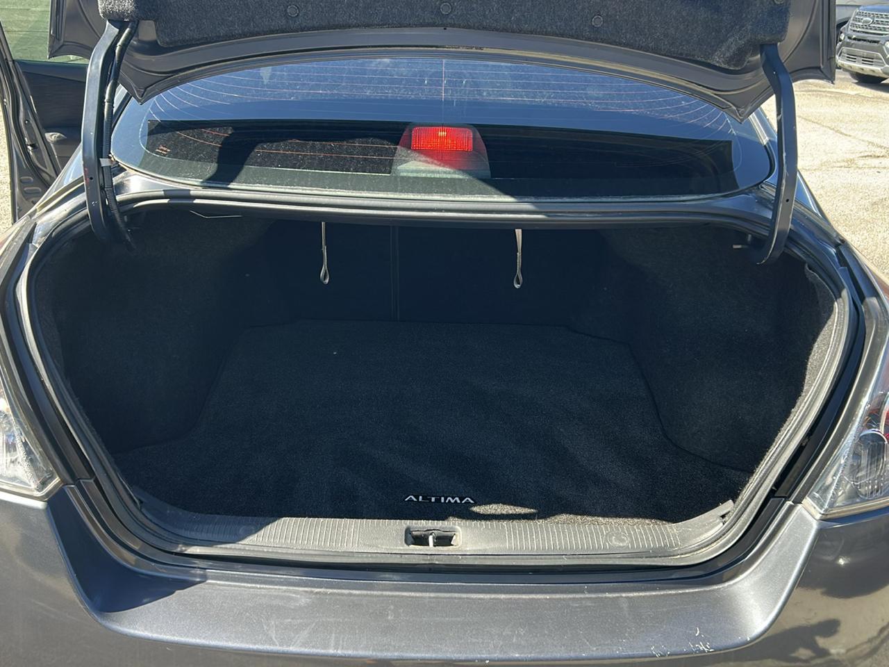 Nissan Altima 4dr Sdn I4 CVT 2.5 S 2010