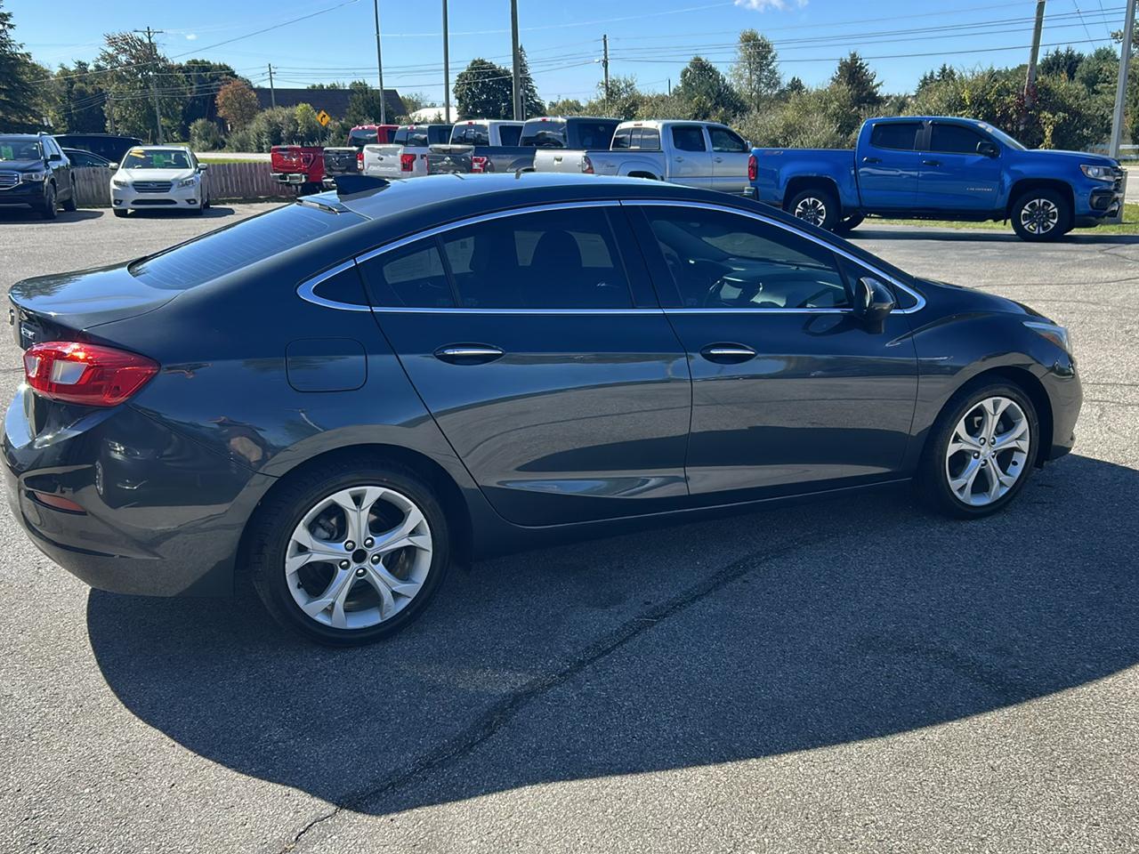 Chevrolet Cruze 4dr Sdn 1.4L Premier w/1SF 2017