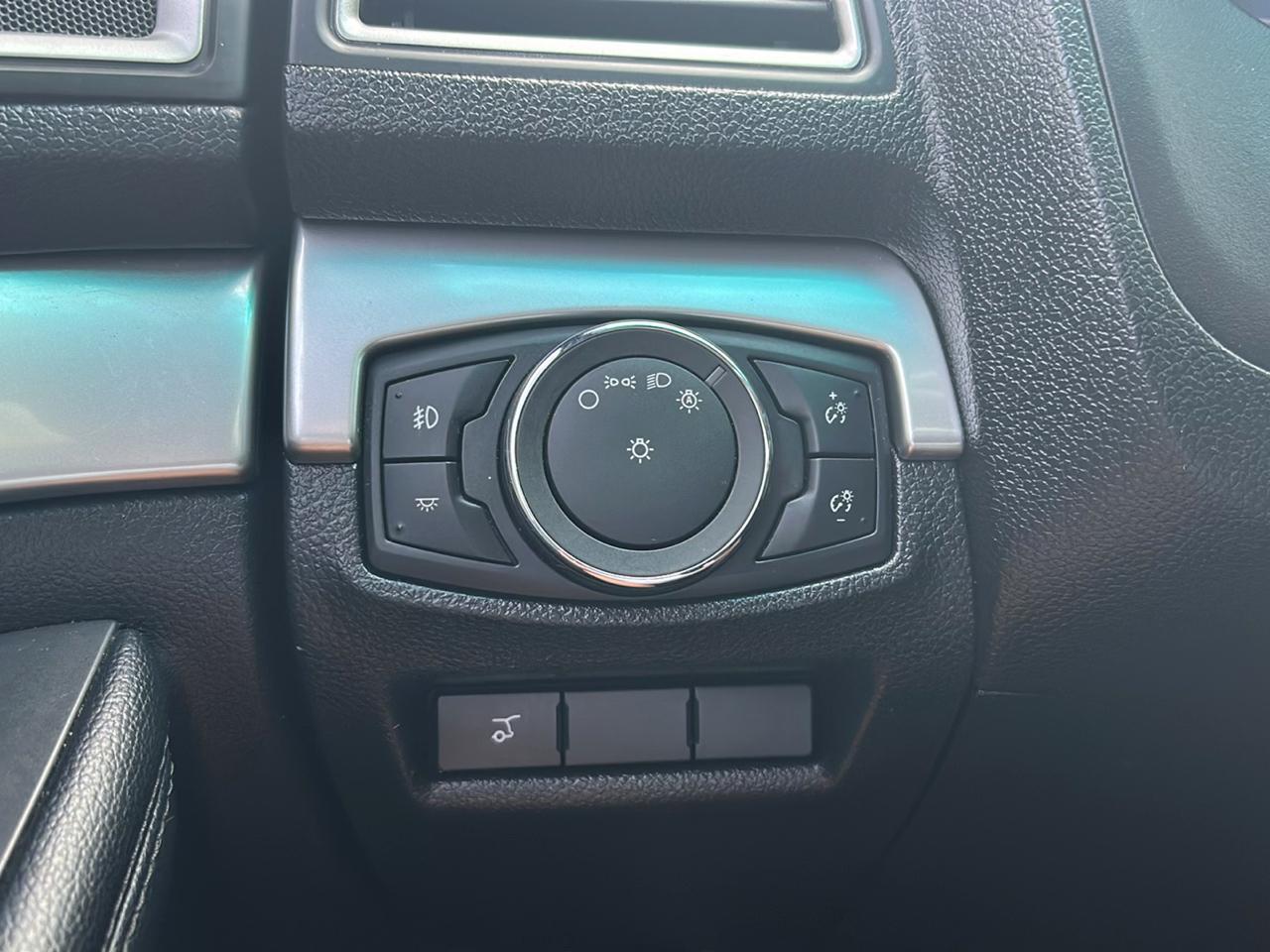 Ford Explorer 4WD 4dr XLT 2016