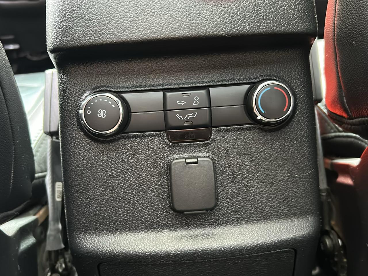 Ford Explorer 4WD 4dr XLT 2016