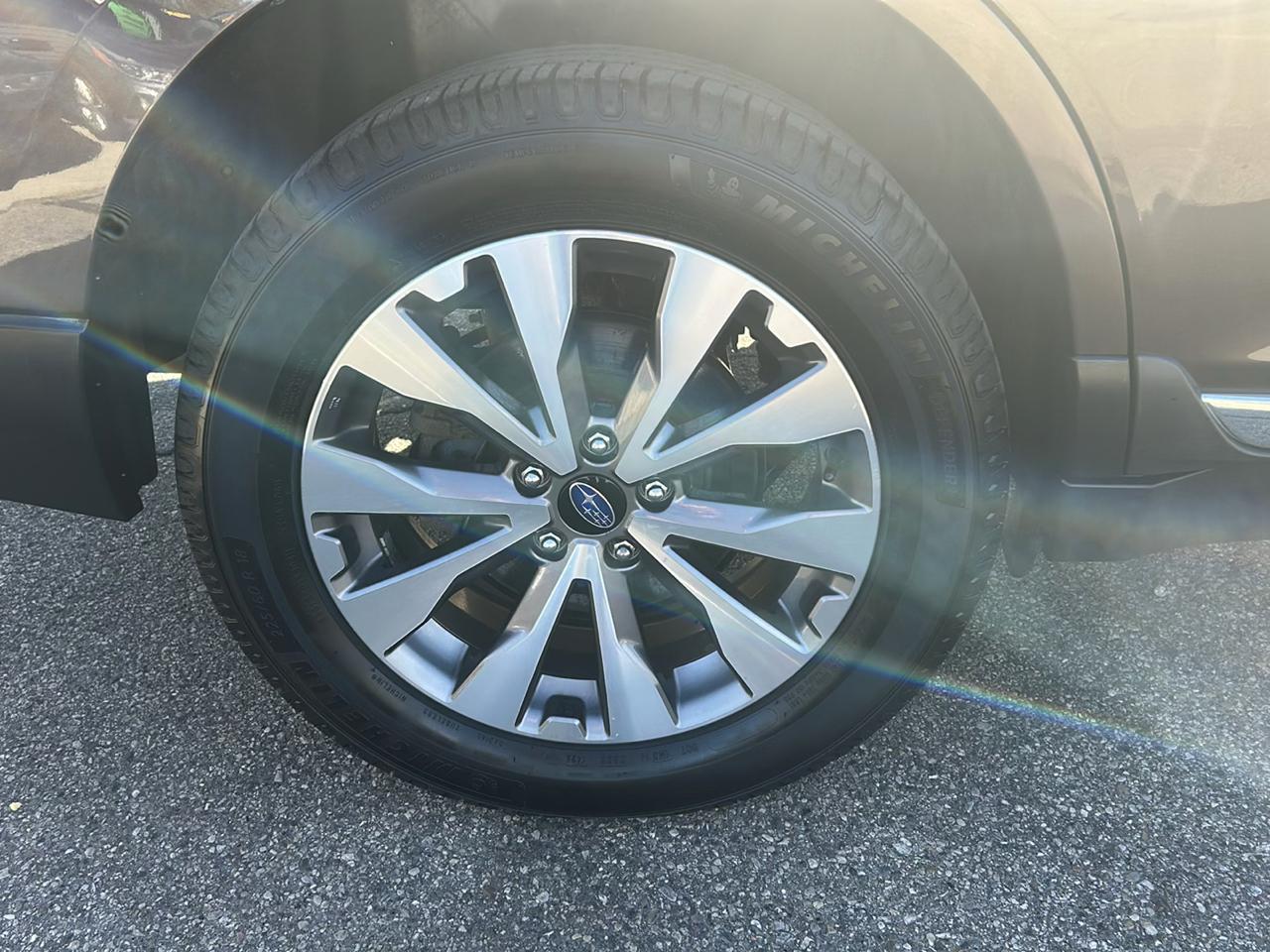 Subaru Outback 3.6R Touring 2019