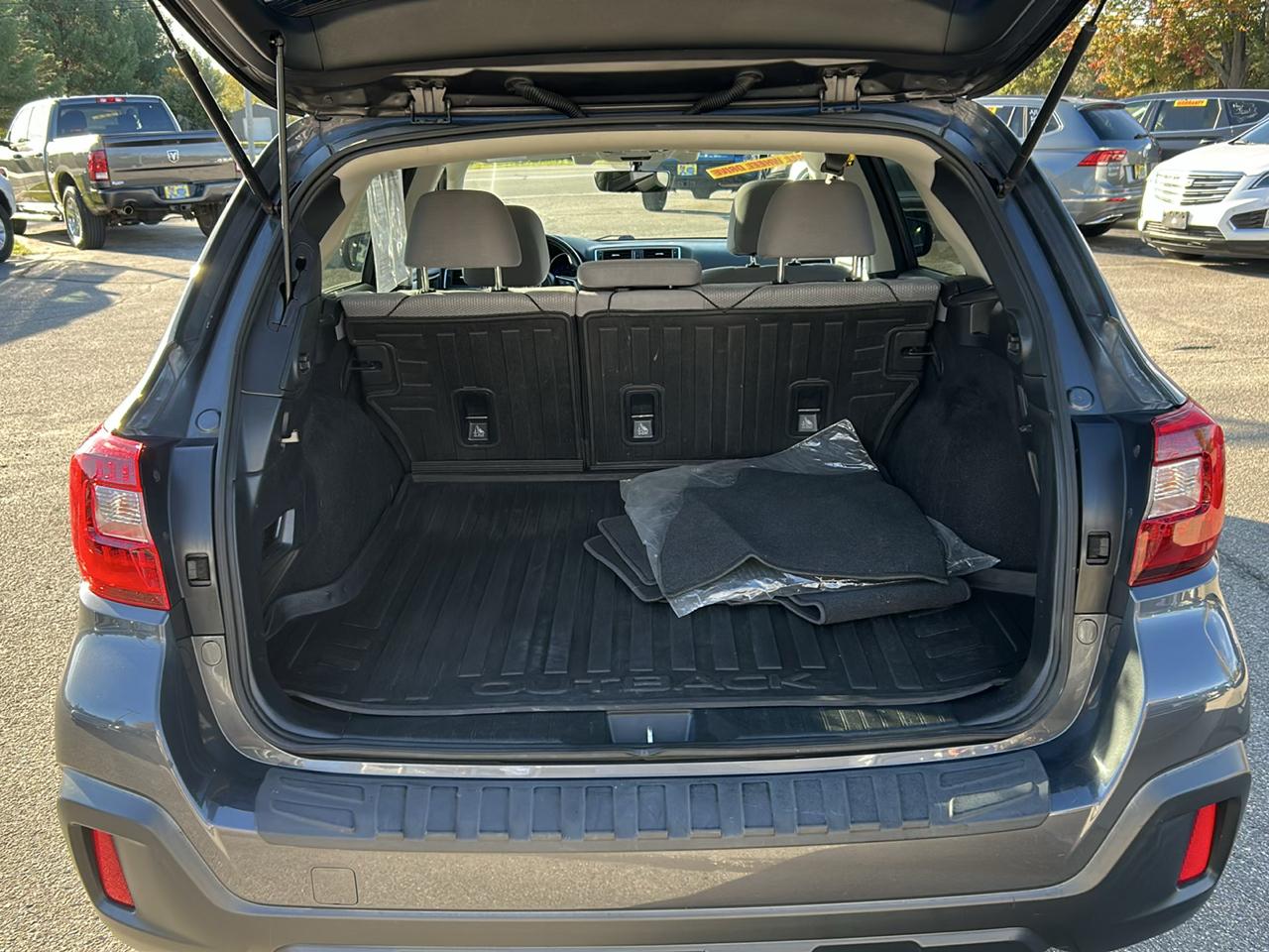 Subaru Outback 2.5i Premium 2019