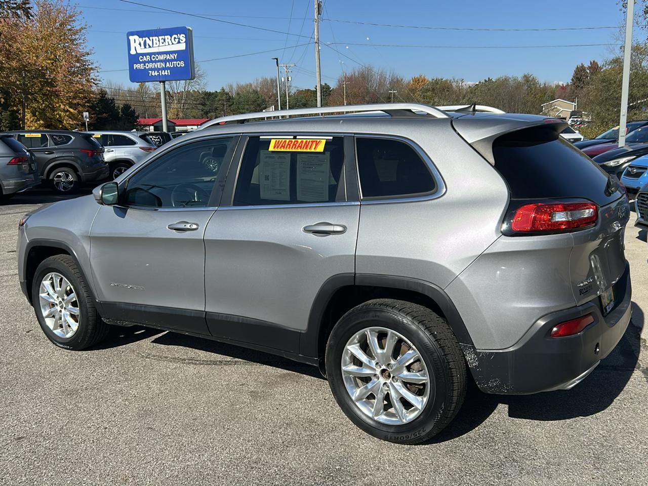 Jeep Cherokee 4WD 4dr Limited 2016