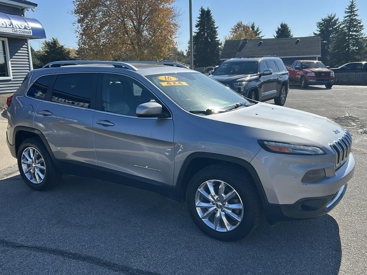 Jeep Cherokee 4WD 4dr Limited 2016