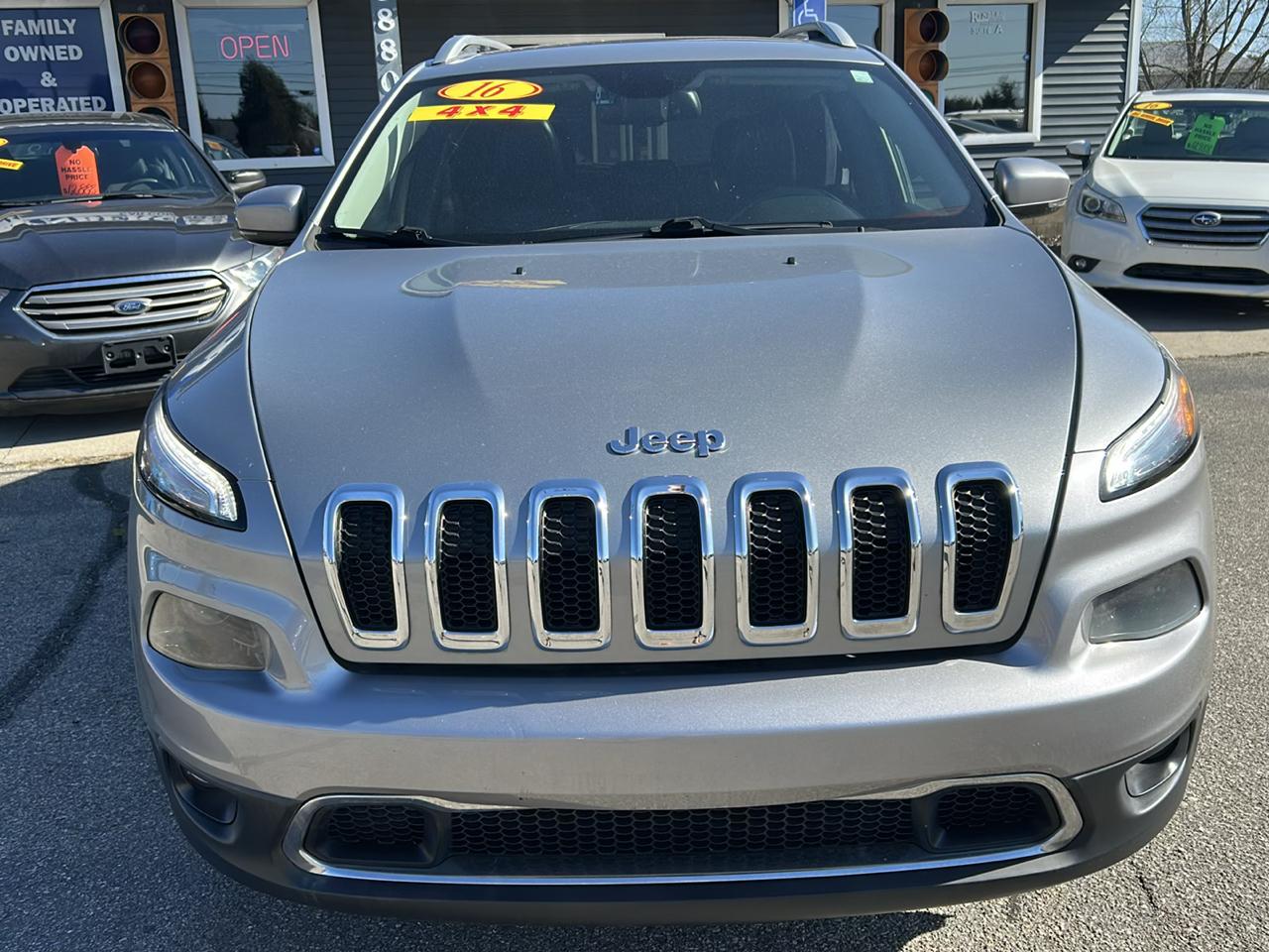 Jeep Cherokee 4WD 4dr Limited 2016