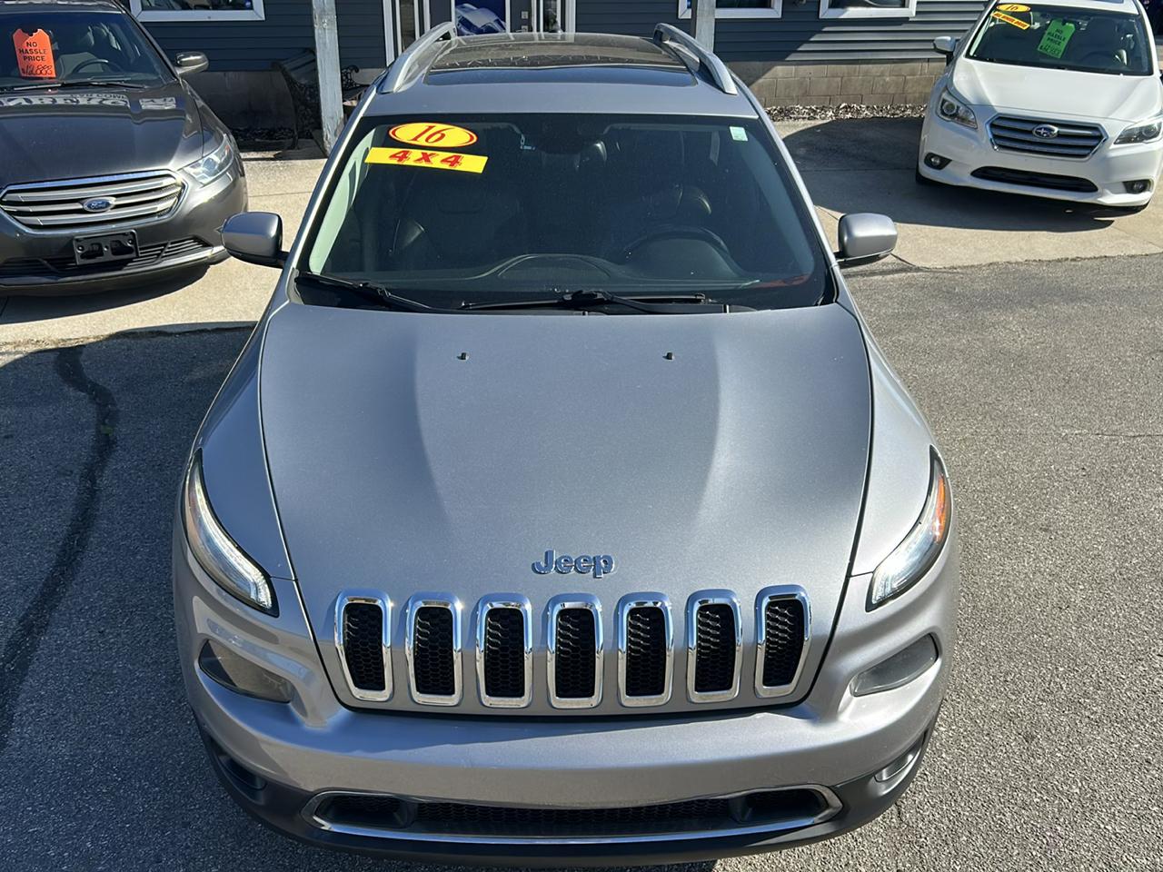 Jeep Cherokee 4WD 4dr Limited 2016