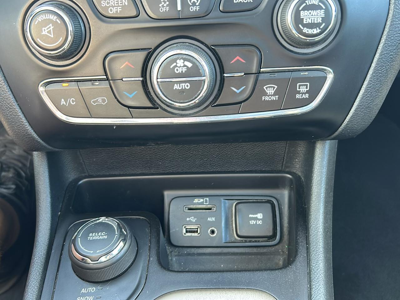 Jeep Cherokee 4WD 4dr Limited 2016
