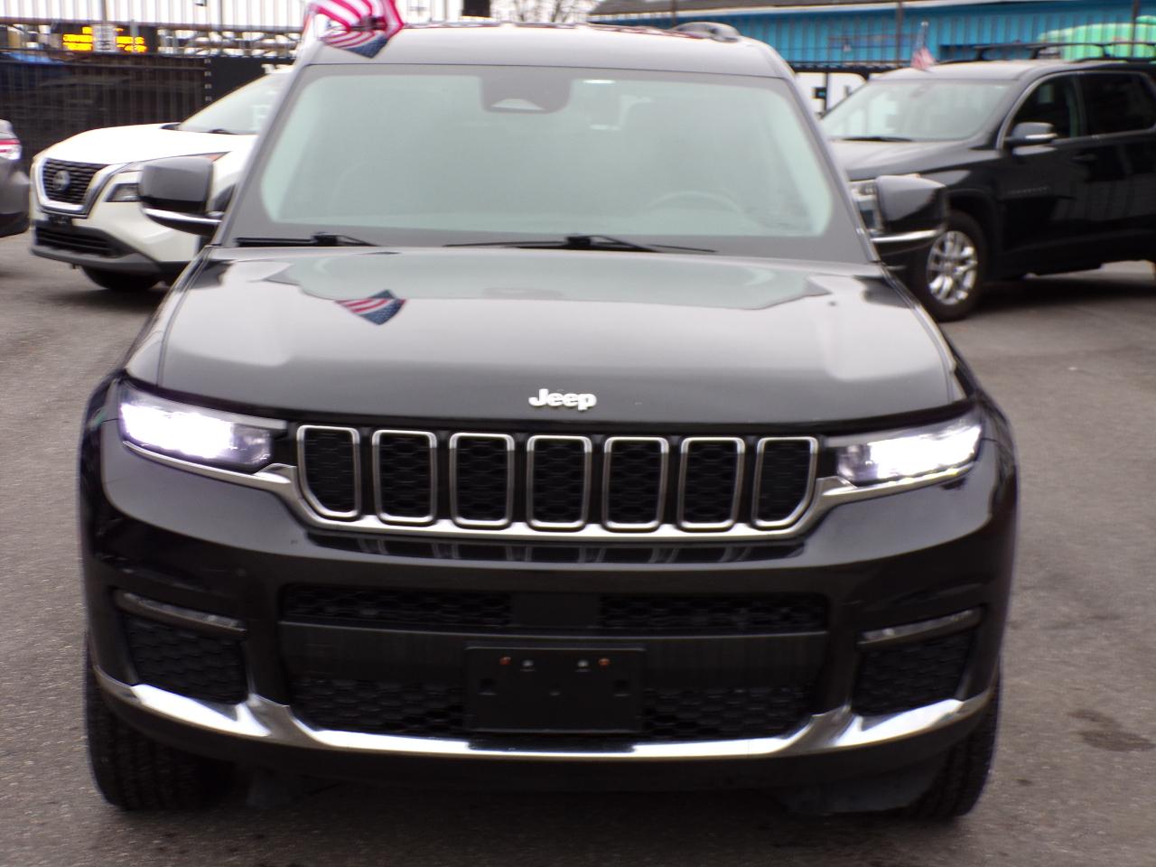 Jeep Grand Cherokee L Limited 4D SUV 4WD 2022