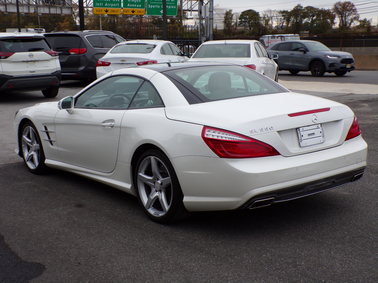 Mercedes-Benz SL-Class SL550R 2013 Mercedes-Benz SL-Class SL550R 2013