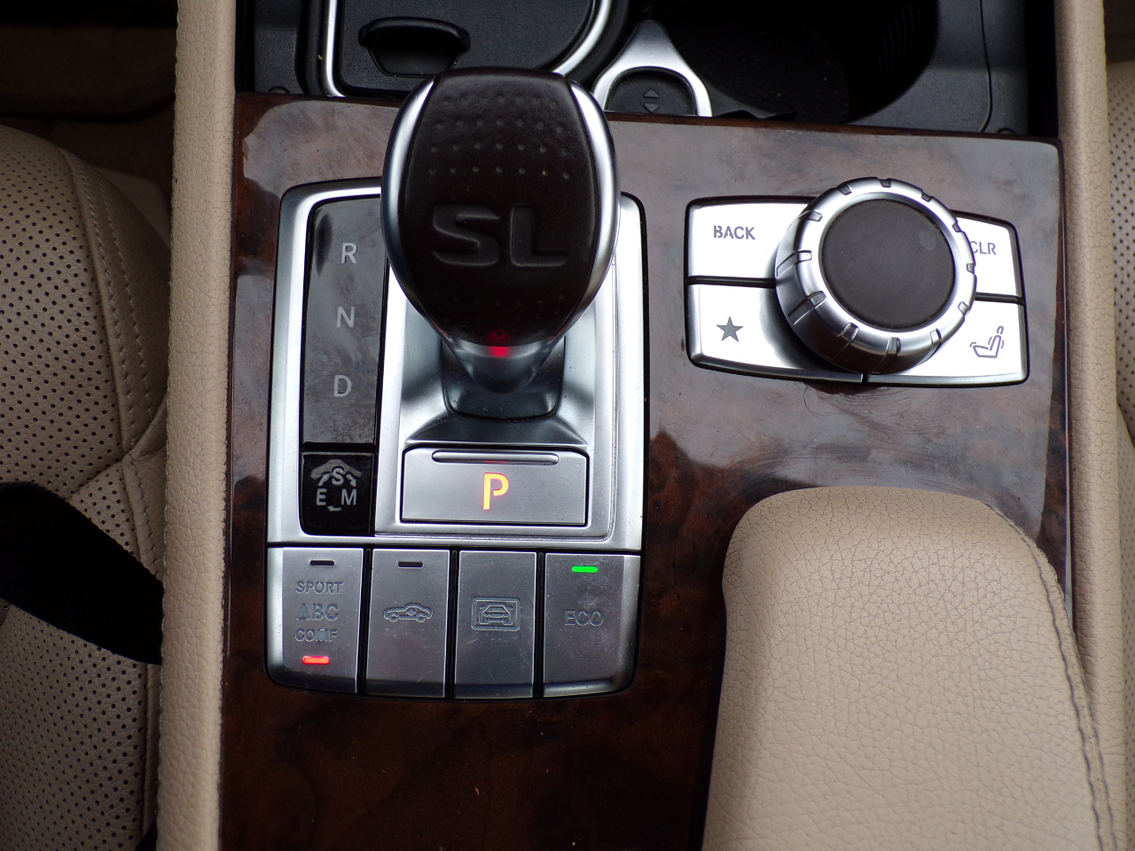 Mercedes-Benz SL-Class SL550R 2013 Mercedes-Benz SL-Class SL550R 2013