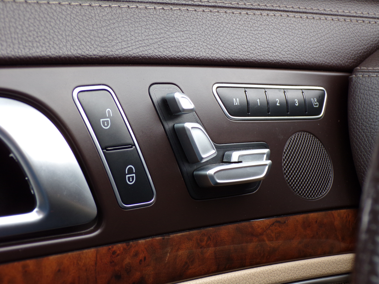 Mercedes-Benz SL-Class SL550R 2013 Mercedes-Benz SL-Class SL550R 2013