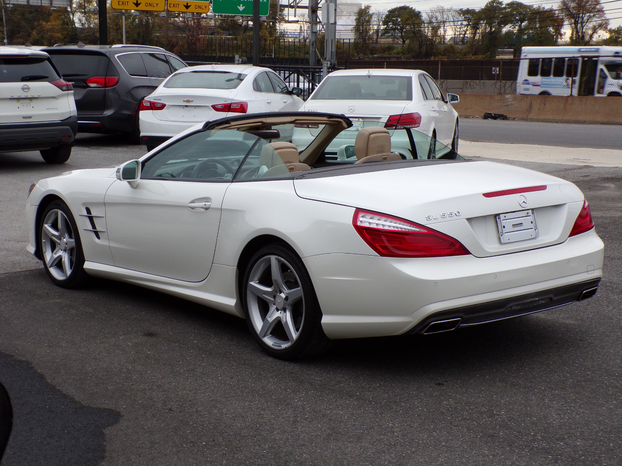 Mercedes-Benz SL-Class SL550R 2013 Mercedes-Benz SL-Class SL550R 2013