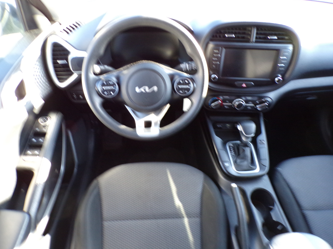 Kia Soul LX CVT 2023