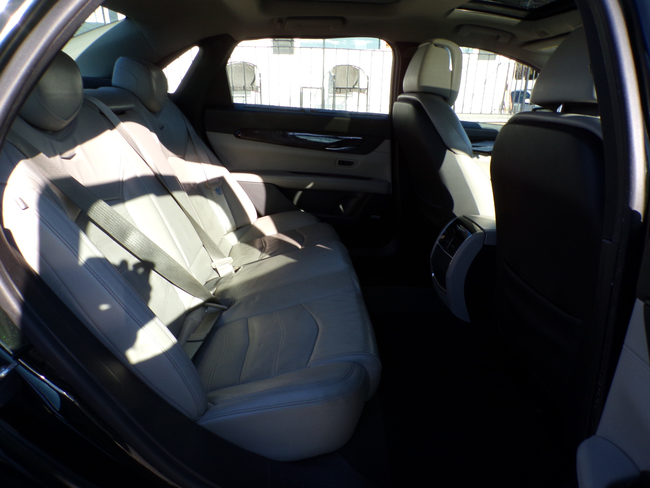 Cadillac CT6 3.0L Luxury Twin Turbo AWD 2016