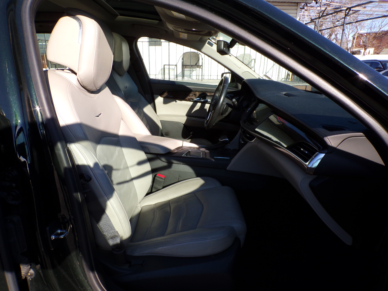 Cadillac CT6 3.0L Luxury Twin Turbo AWD 2016