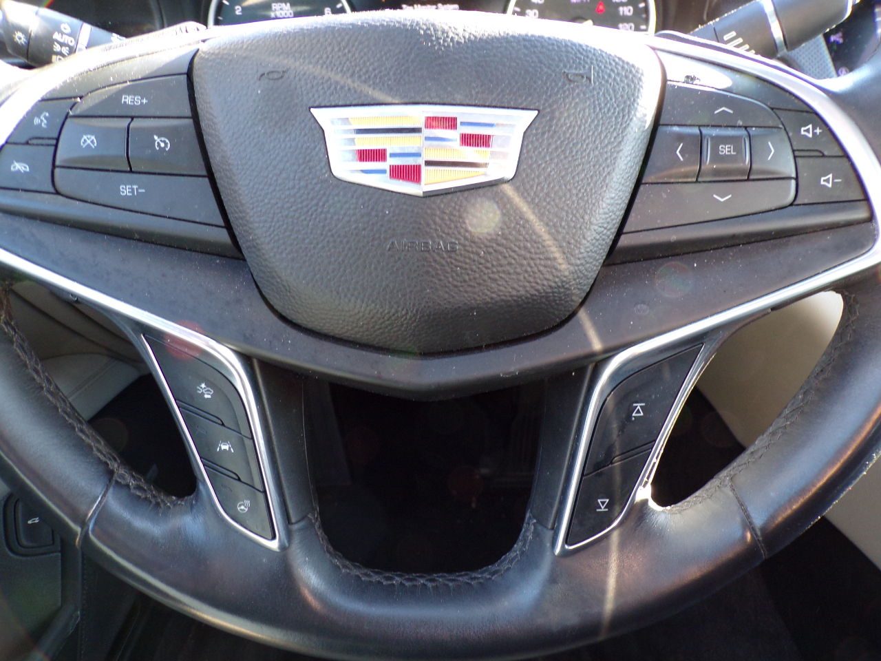 Cadillac CT6 3.0L Luxury Twin Turbo AWD 2016