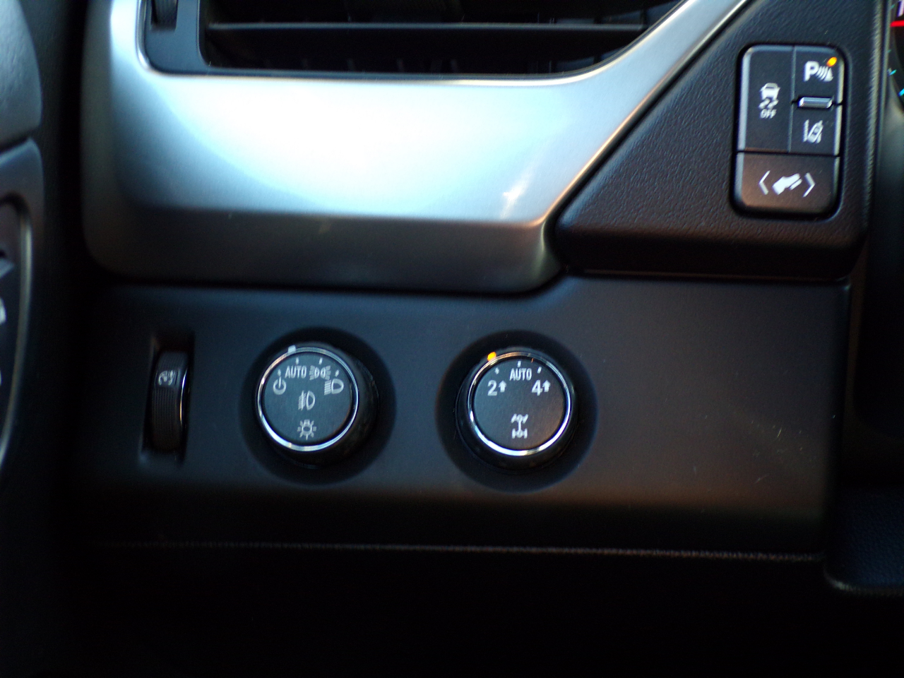 Chevrolet Tahoe LT 4WD 2015