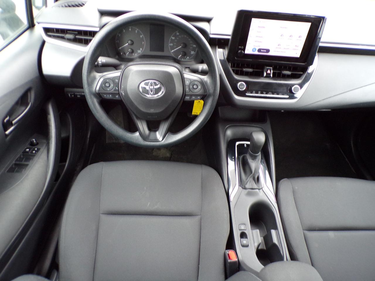 Toyota Corolla LE 2024