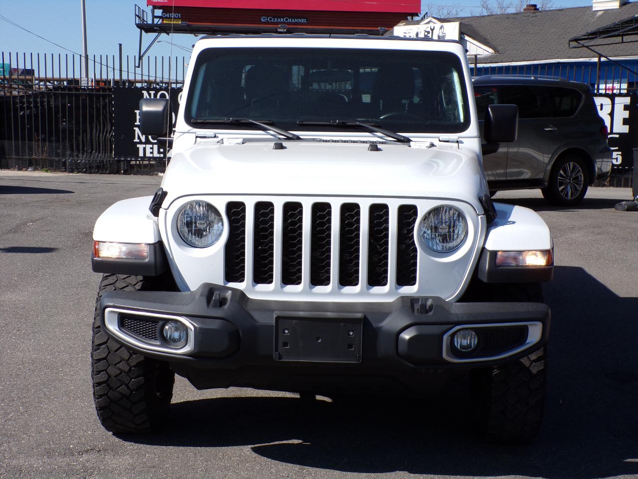 Jeep Gladiator Sport 2021