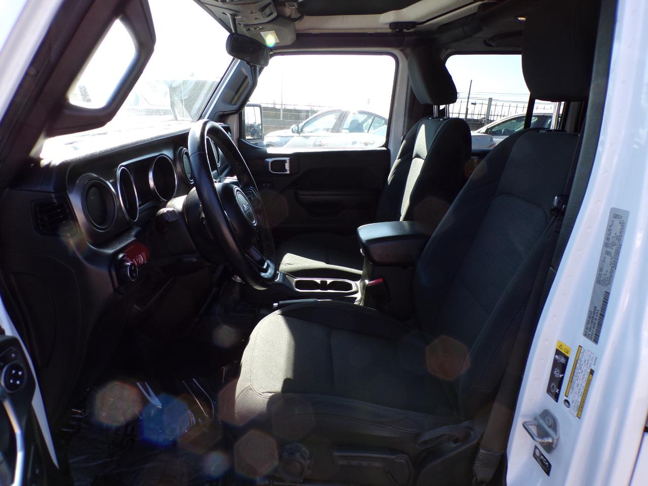 Jeep Gladiator Sport 2021