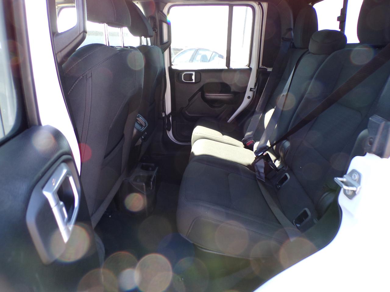 Jeep Gladiator Sport 2021