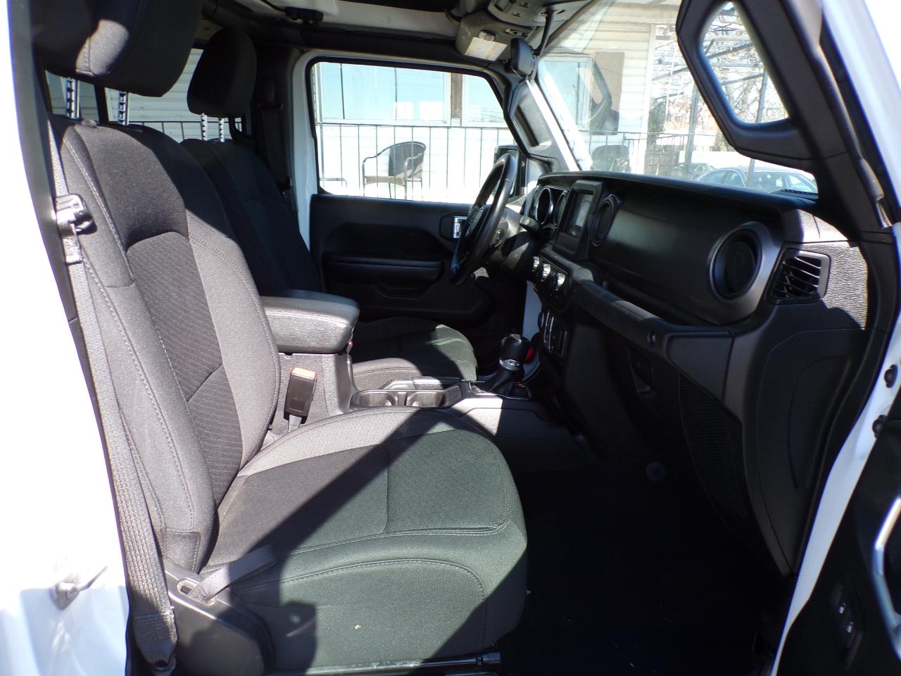 Jeep Gladiator Sport 2021