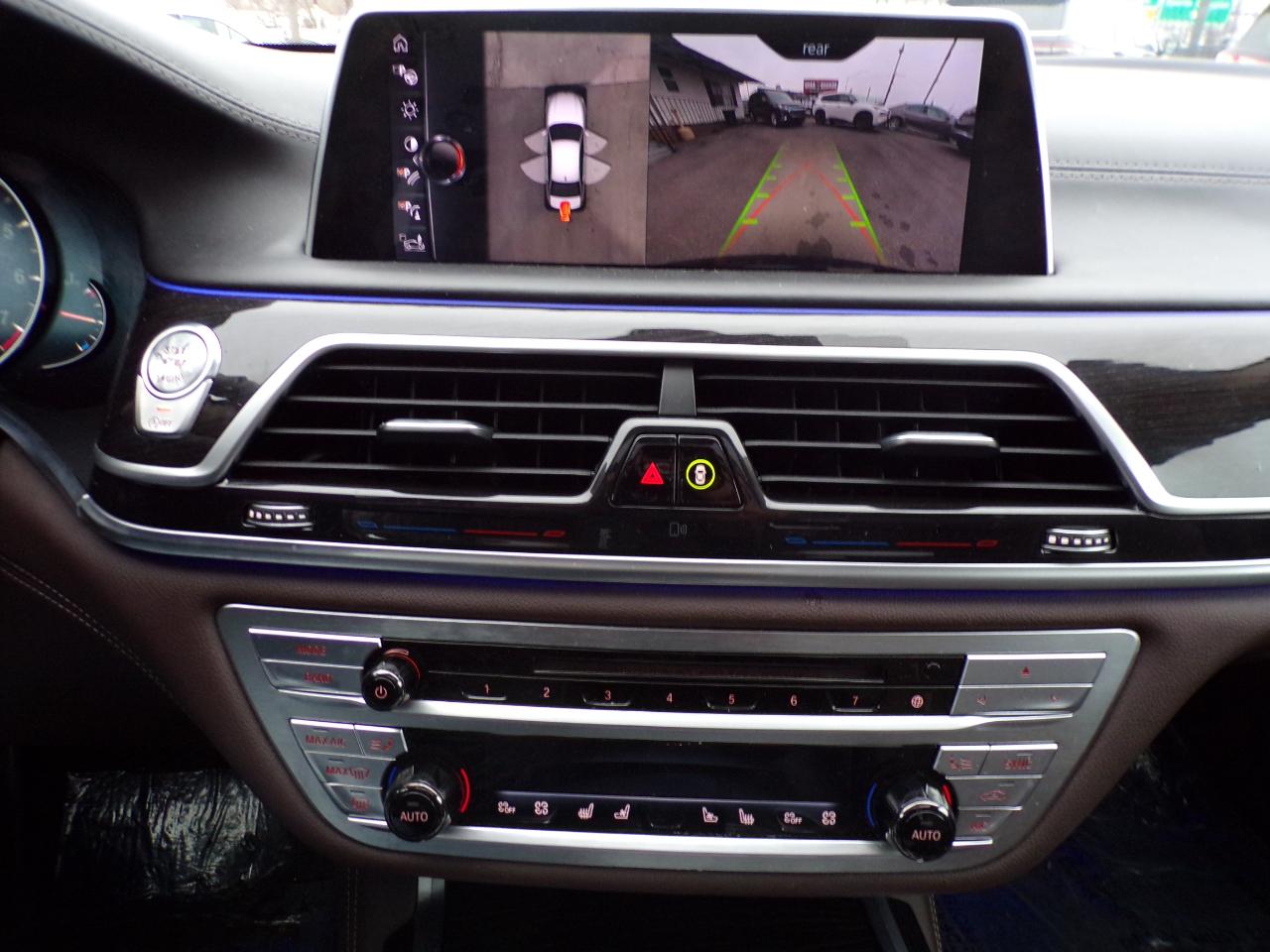 BMW 7-Series 750i xDrive 2016