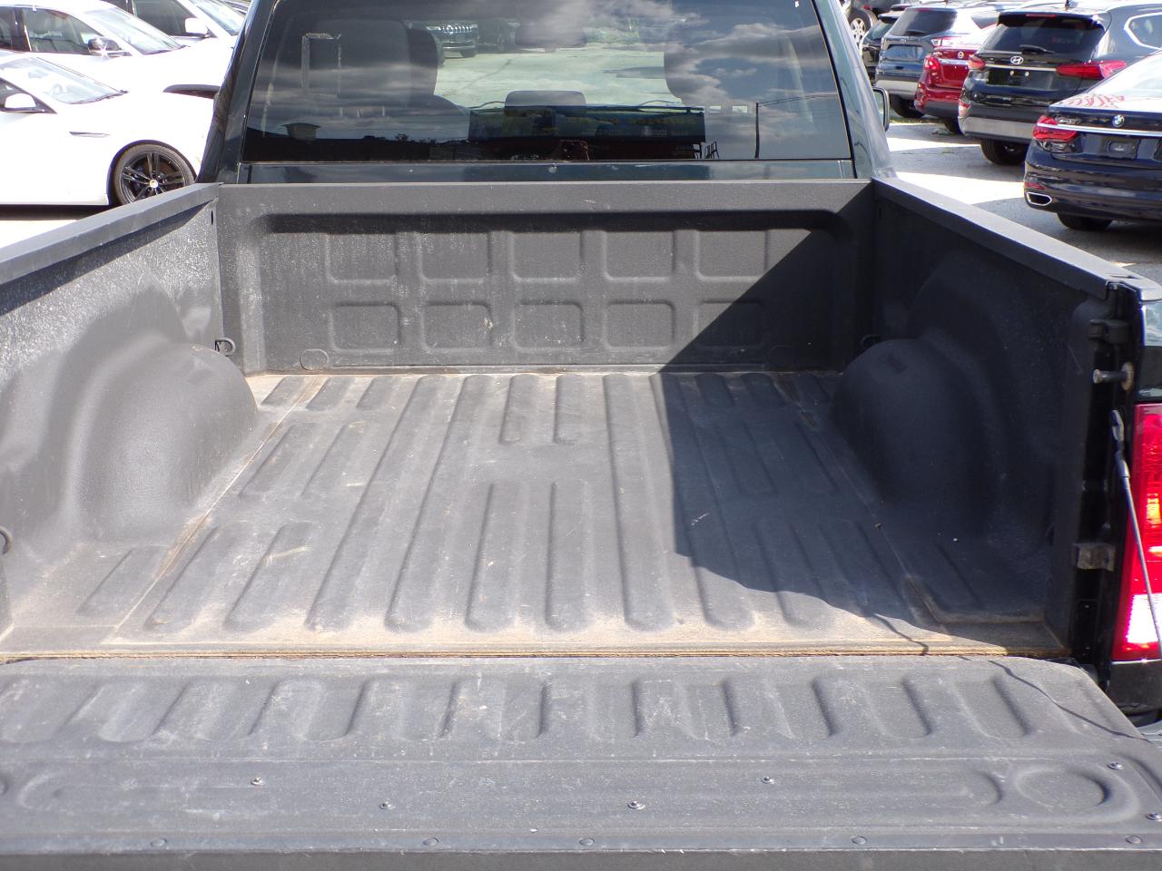 RAM 1500 Tradesman Quad Cab 4WD 2015