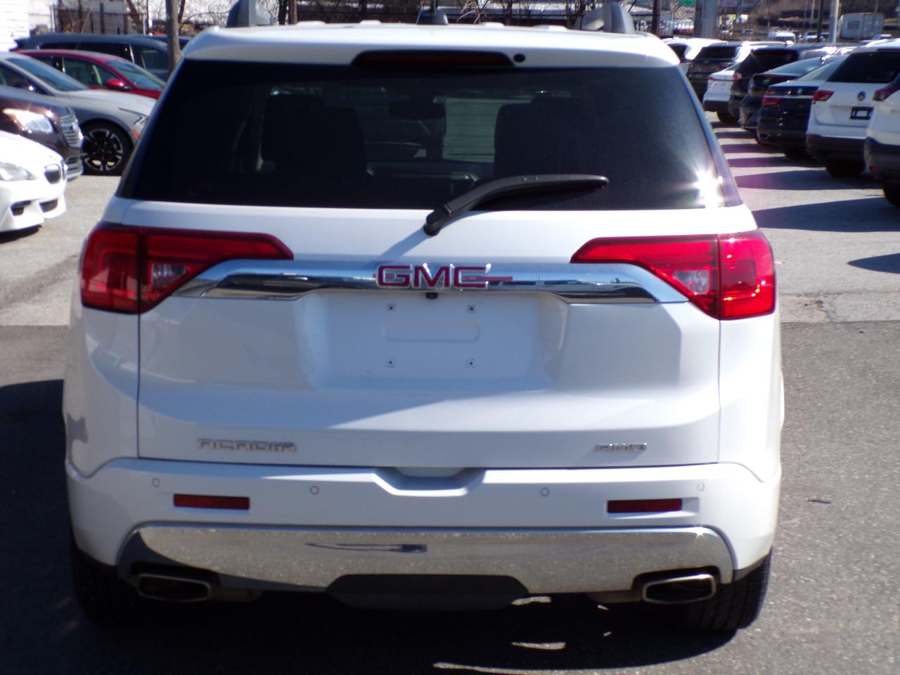 GMC Acadia Denali AWD 2019