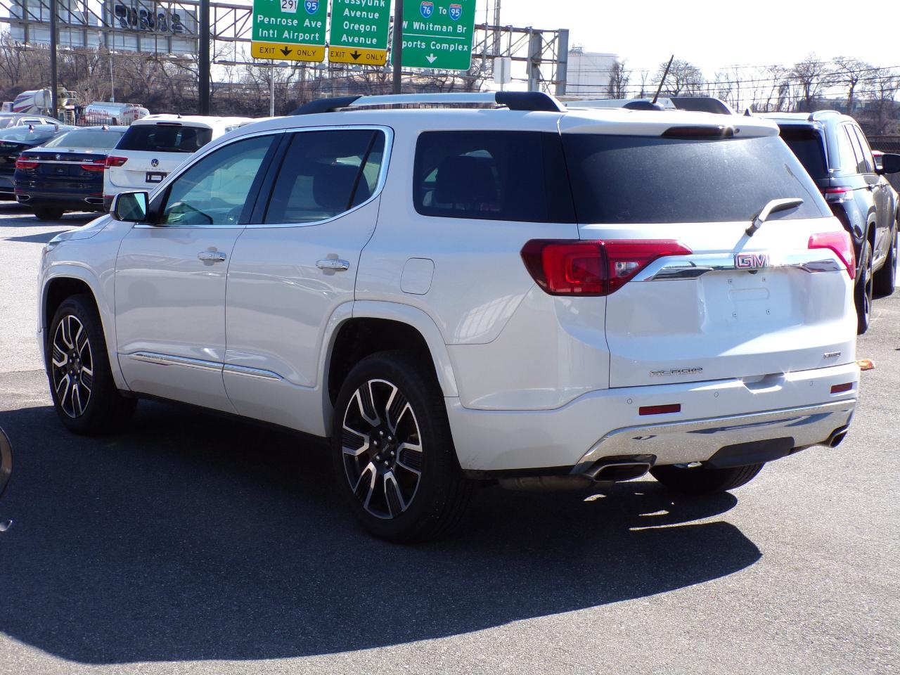 GMC Acadia Denali AWD 2019