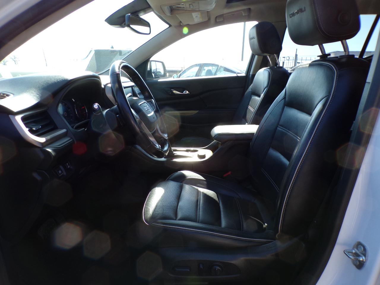 GMC Acadia Denali AWD 2019