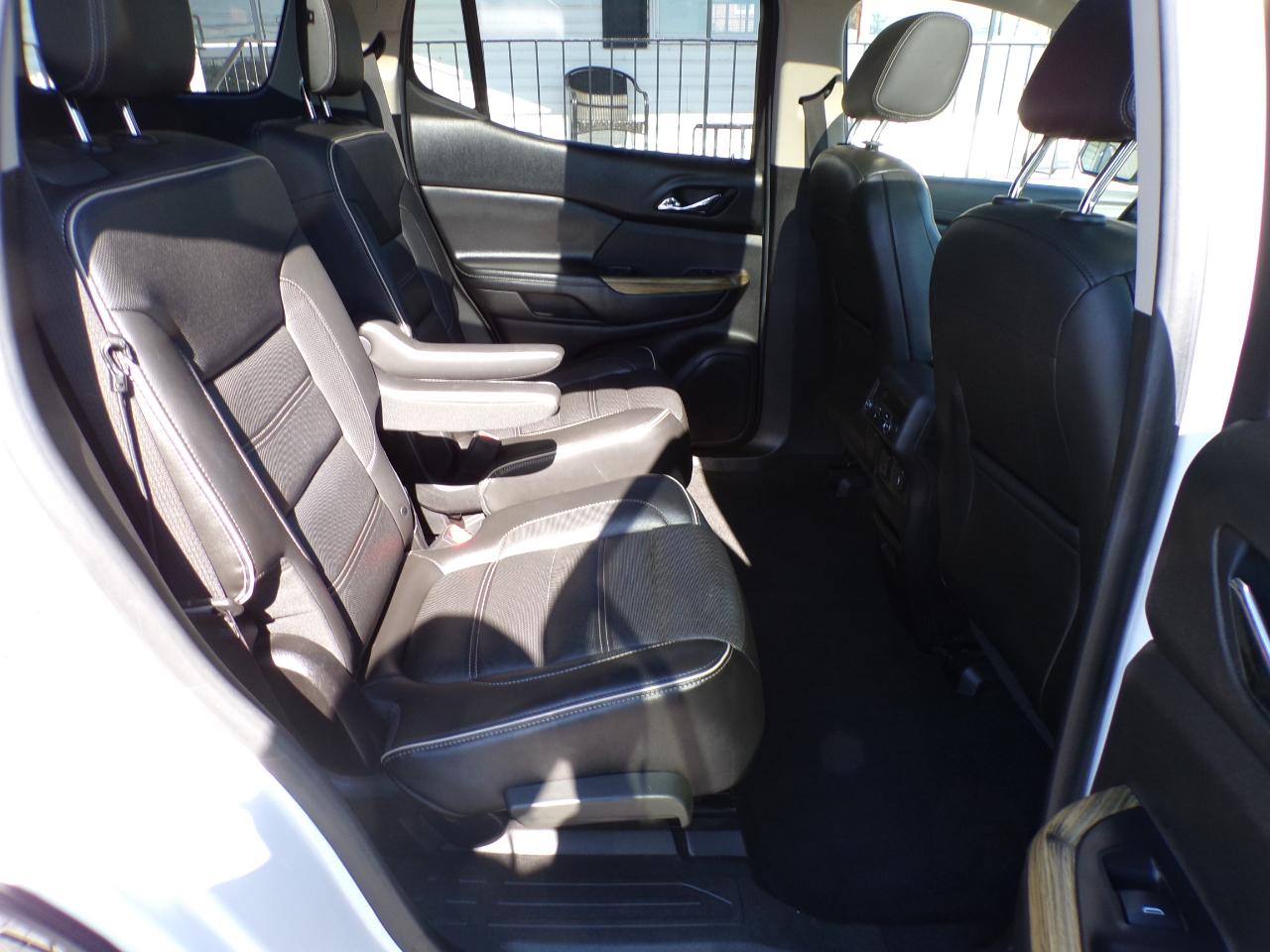 GMC Acadia Denali AWD 2019