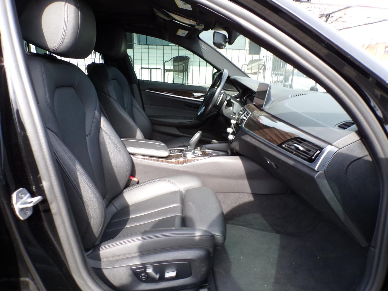 BMW 5-Series 530i xDrive 2019