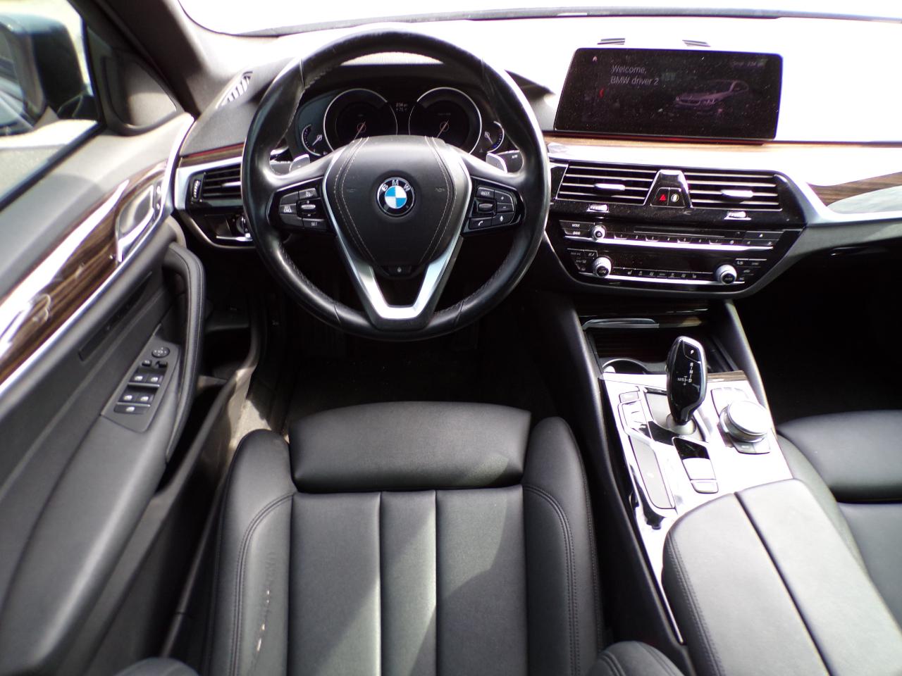 BMW 5-Series 530i xDrive 2019