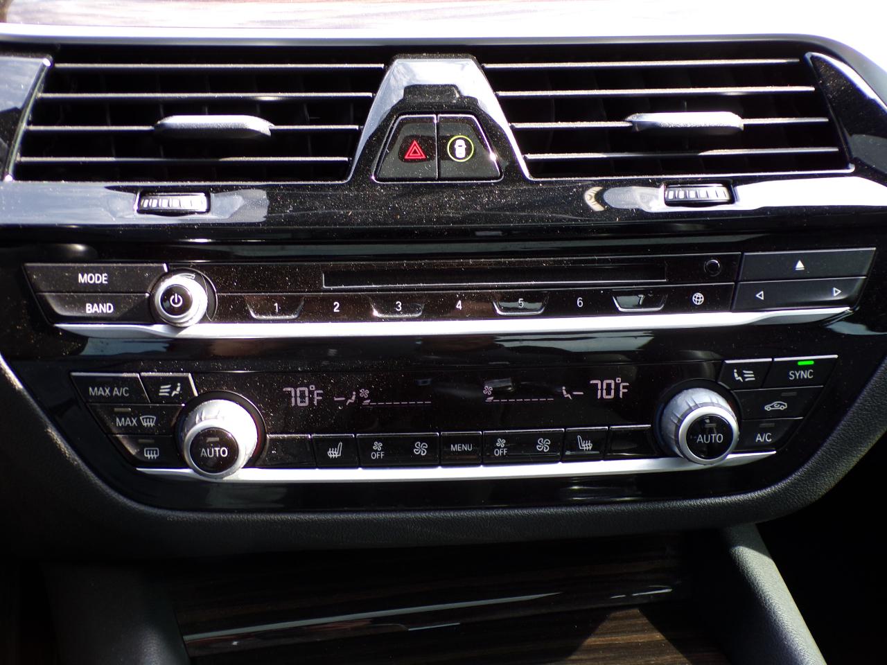 BMW 5-Series 530i xDrive 2019